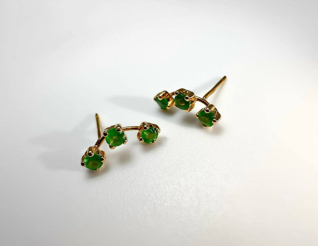 Emerald Curve Climber Studs